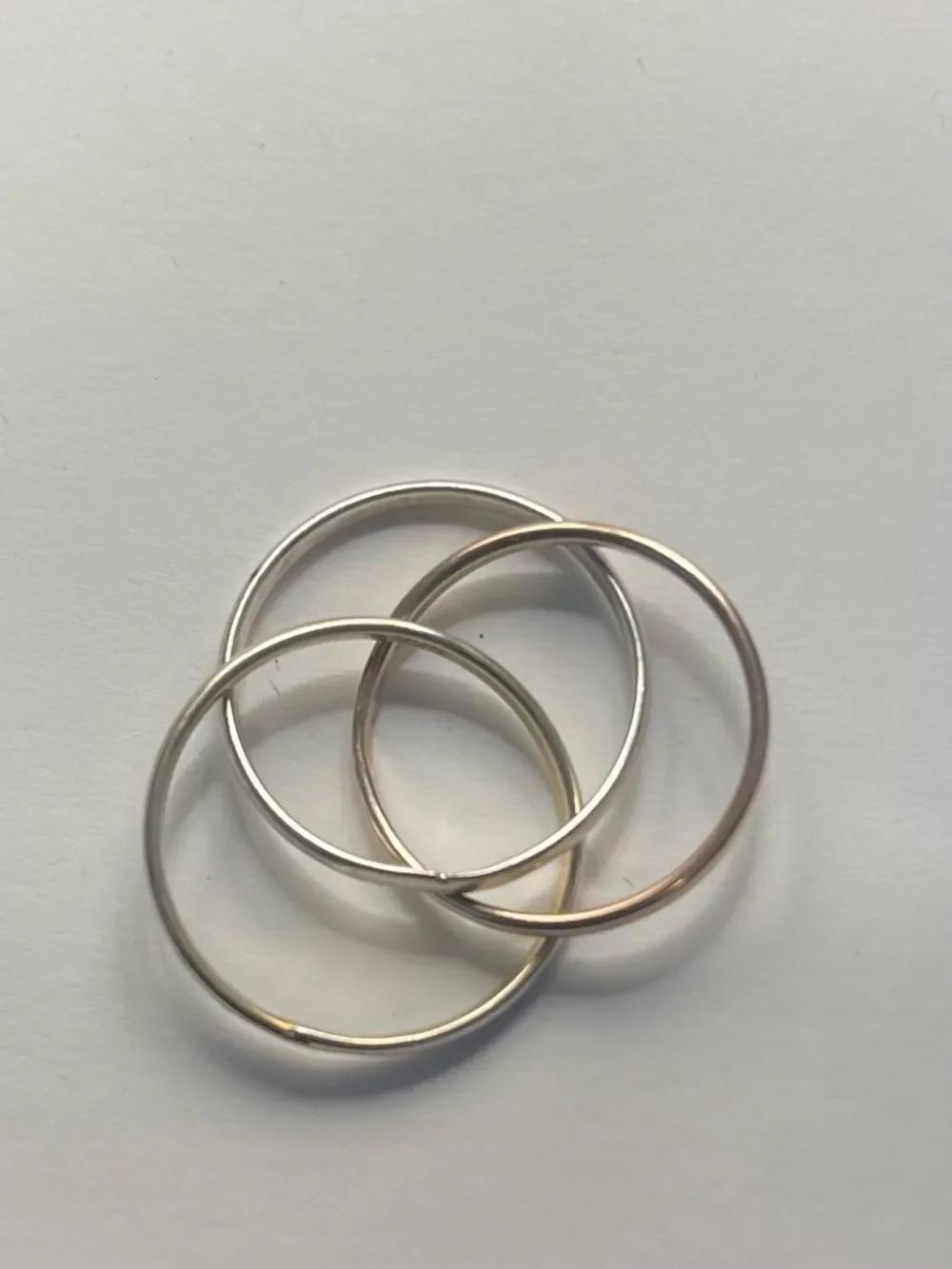 Size 7 Minimalist Interlocking Silver & Gold Women’s Rings
